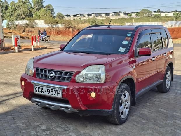 Nissan X-Trail 2.0 Comfort 2007 Red