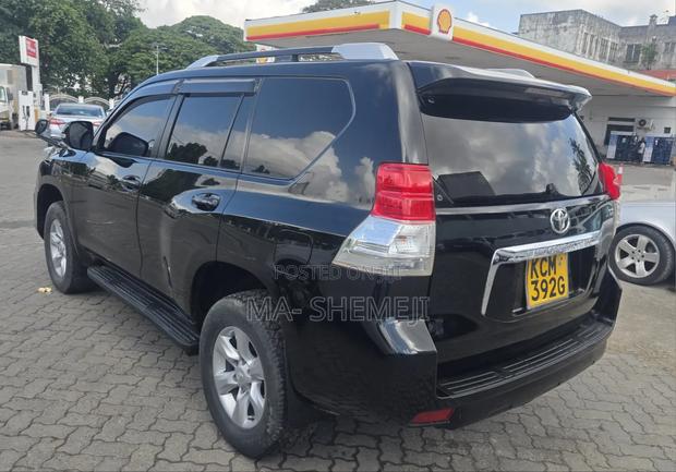 Toyota Land Cruiser Prado 2.7 i 2012 Black