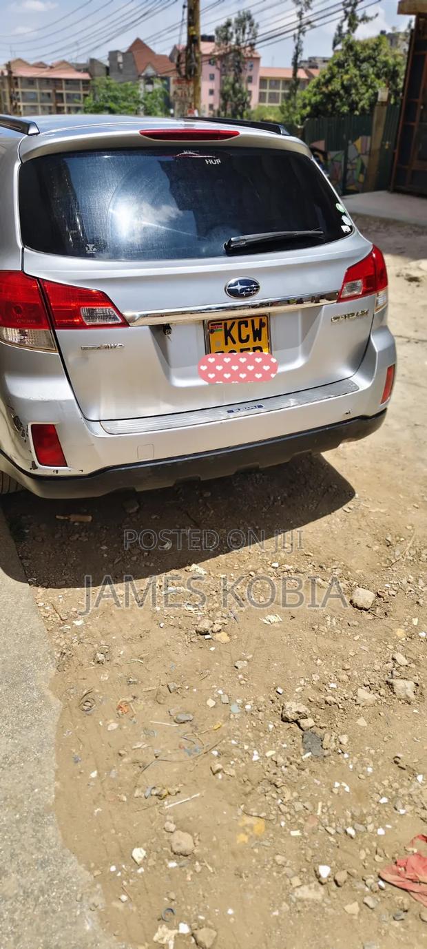 Subaru Outback 2.5i Premium CVT 2012 Silver