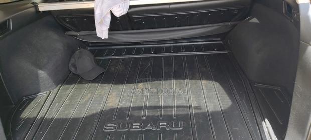 Subaru Outback 2.5i Premium CVT 2012 Silver