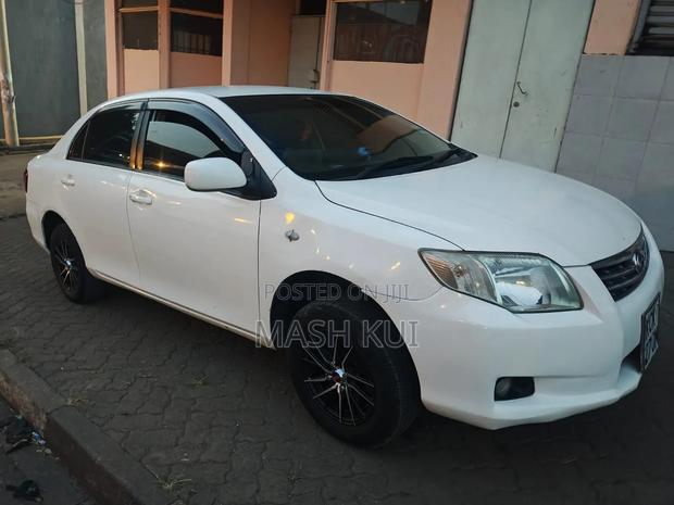 Toyota Axio 2010 White