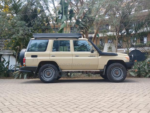 Toyota Land Cruiser 2012 Beige