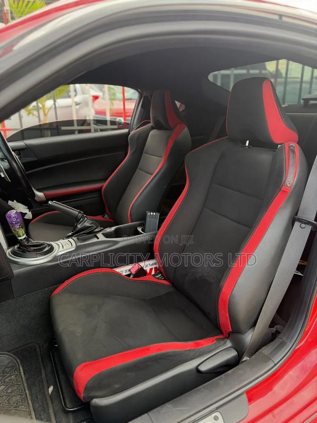 Toyota GT86 2021 Red