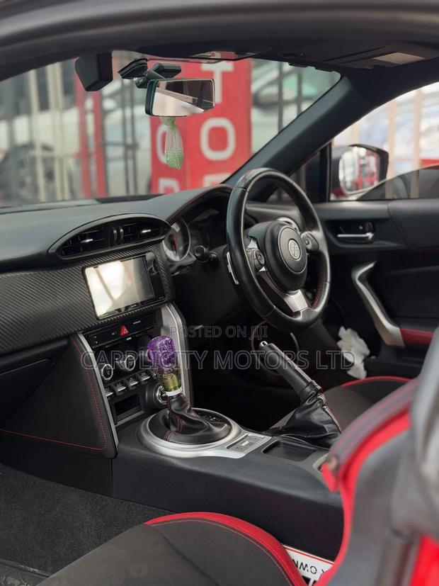 Toyota GT86 2021 Red