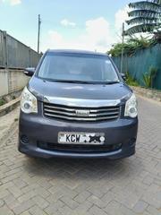 Toyota Noah 2013 Gray for sale