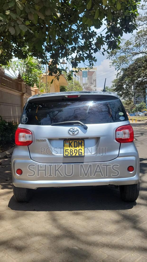 Toyota Passo 2016 Silver