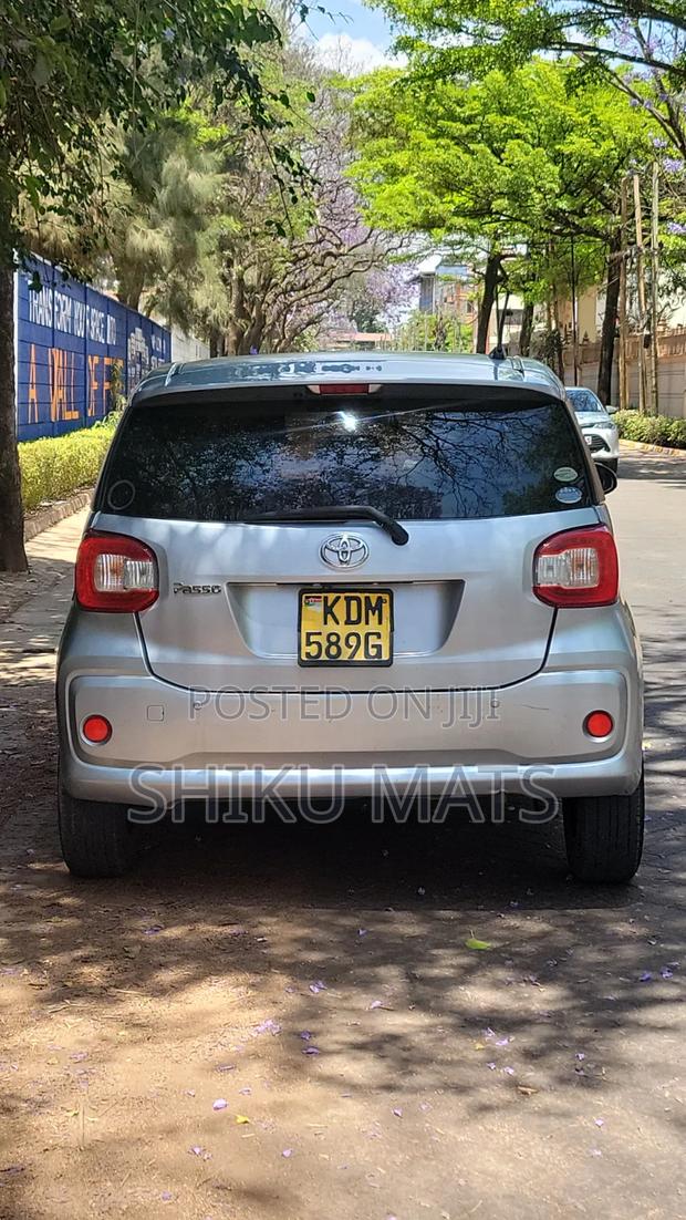 Toyota Passo 2016 Gray