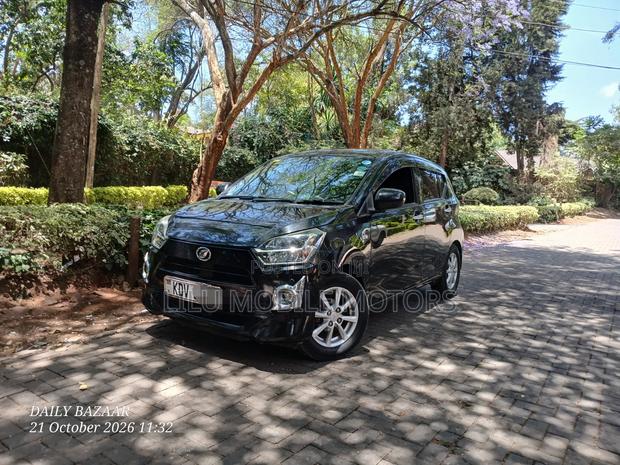 Daihatsu Mira 2017 Black
