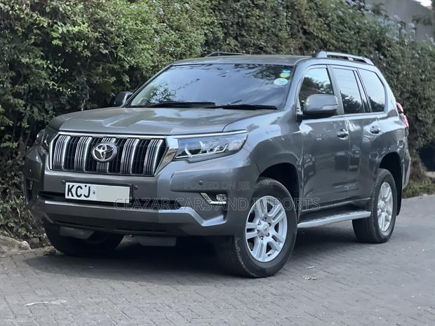 Toyota Land Cruiser Prado 3.0 TD 2011 Gray