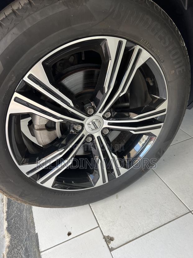 Volvo XC40 2020