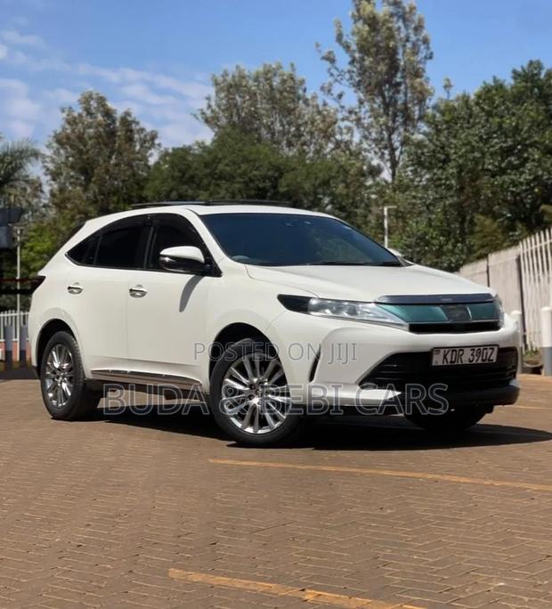 Toyota Harrier 2017 White