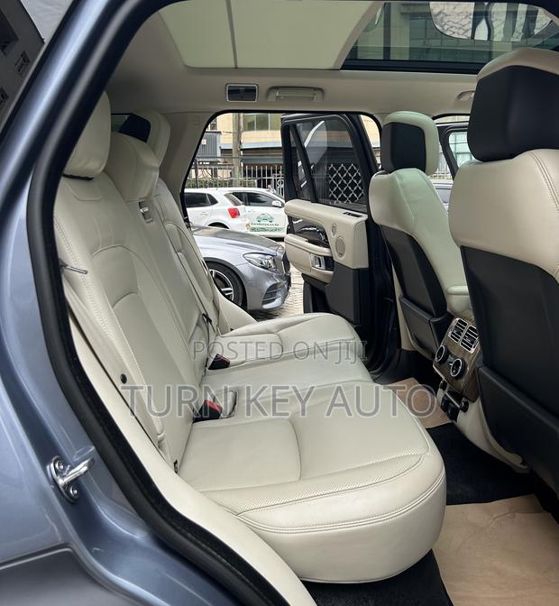 Land Rover Range Rover Vogue 2019 Blue