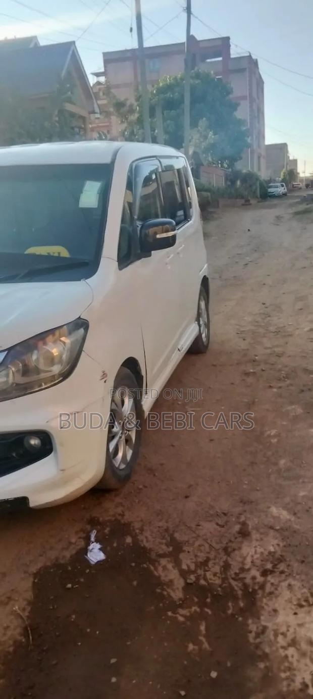 Suzuki Solio 2015 White