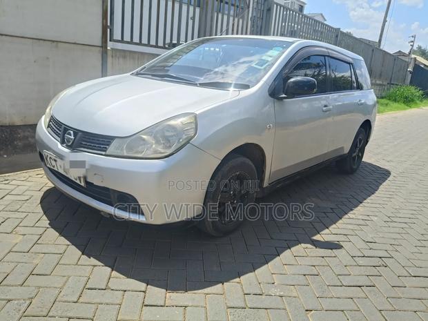 Nissan Wingroad 2011 Silver