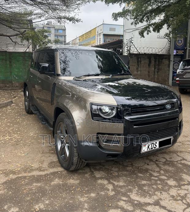 Land Rover Defender 110 First Edition 4x4 2020 Gray