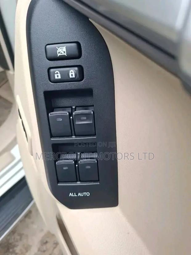 Toyota Land Cruiser Prado 2020 White