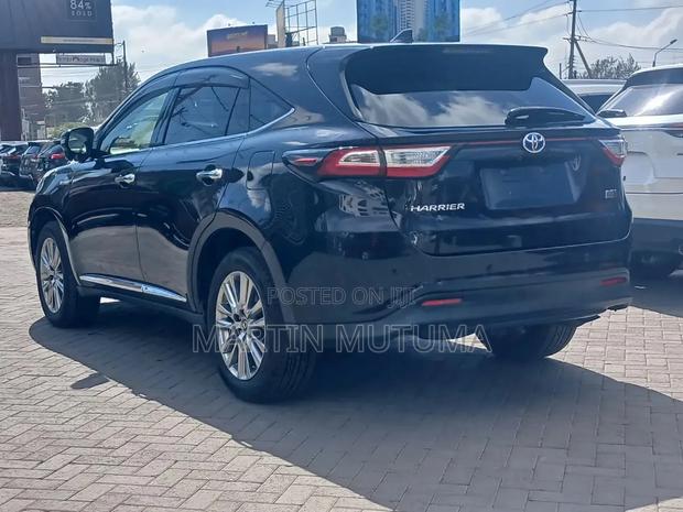 Toyota Harrier 2.5 Hybrid 4WD 2019 Black