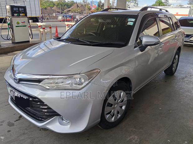 Toyota Corolla Fielder 1.5 Petrol FWD 2015 Silver
