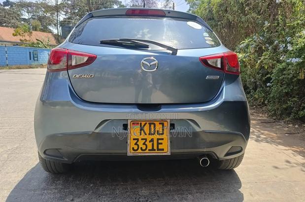 Mazda Demio 2015
