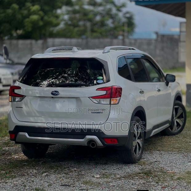Subaru Forester 2020 Beige