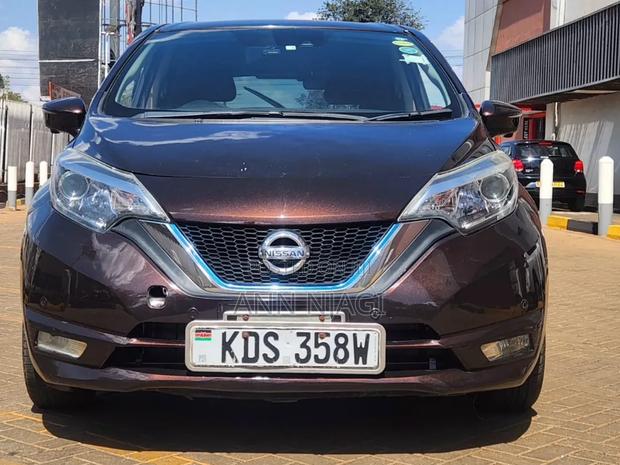 Nissan Note 2018 Brown