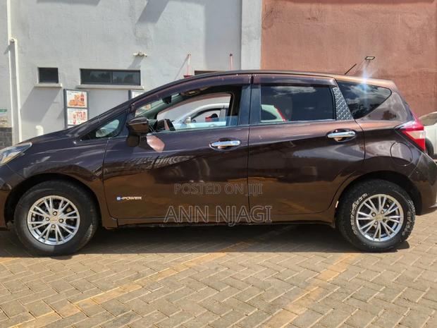 Nissan Note 2018 Brown