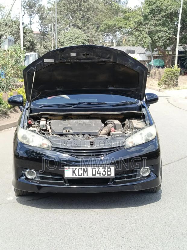 Toyota Wish 2012 Black