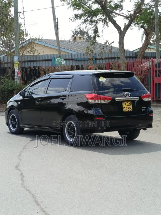 Toyota Wish 2012 Black