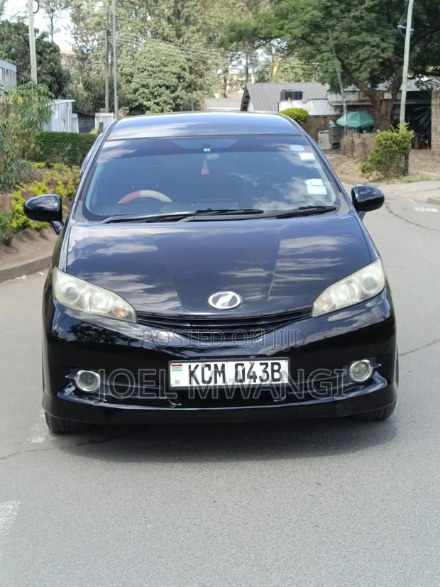 Toyota Wish 2012 Black