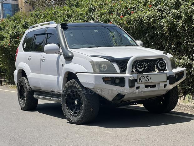 Toyota Land Cruiser Prado 3.0 D-4D 5dr 2005 White