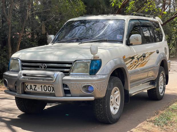 Toyota Land Cruiser Prado 2001 White