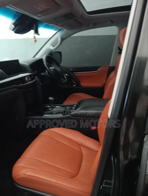 Lexus LX 2015 Black