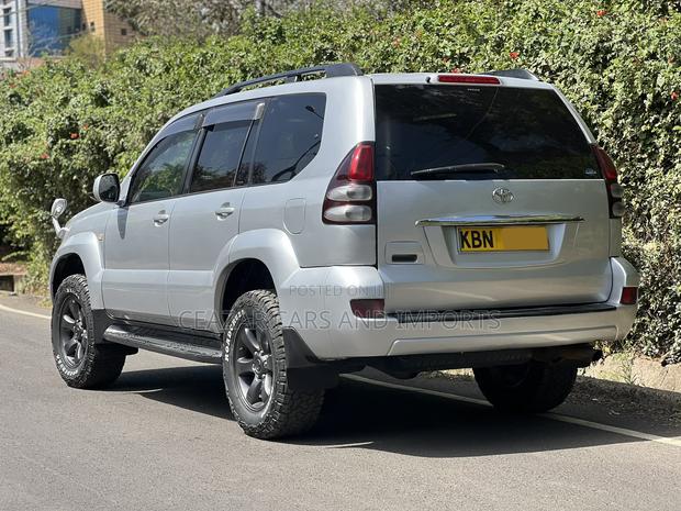 Toyota Land Cruiser Prado 2.7 5dr 2003 Silver
