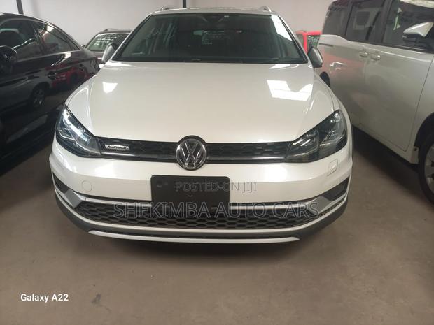 Volkswagen Golf 1.4T TSI FWD 2020 White