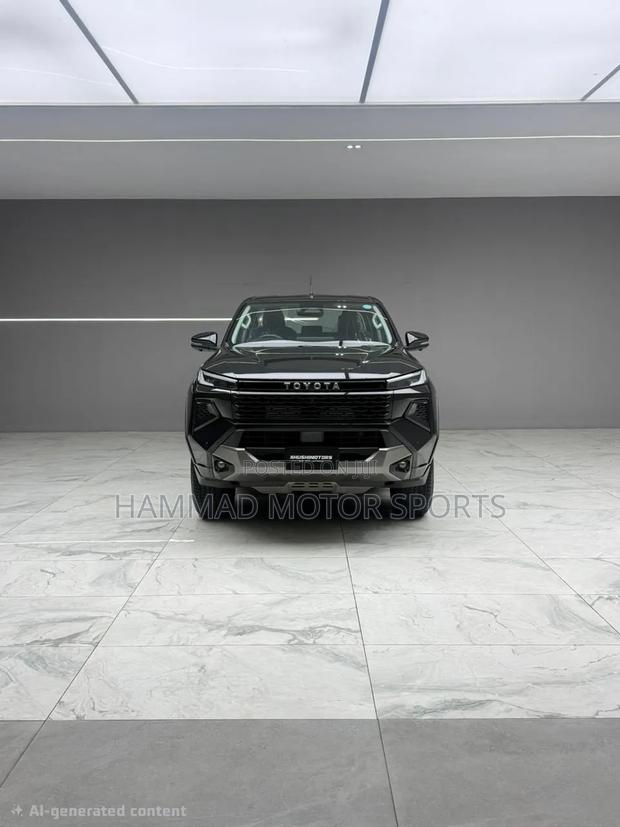 New Toyota Hilux Black Edition 2026 Black