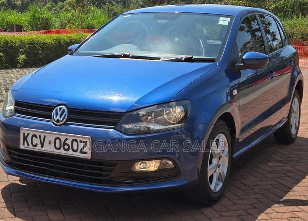 Volkswagen Polo 2019 Blue