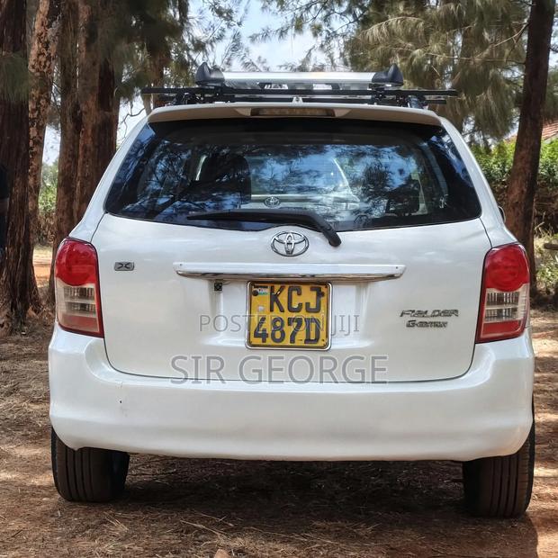 Toyota Corolla Fielder 2009 White
