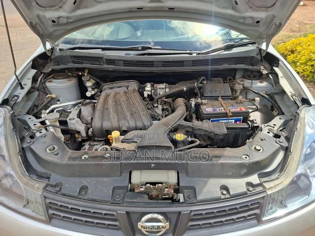 Nissan Wingroad 2009 Silver