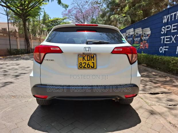 Honda Vezel 1.5 2WD 2016 Pearl