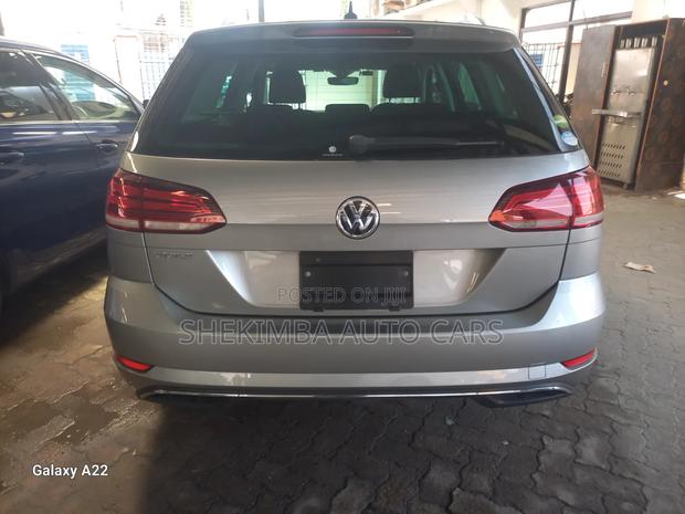 Volkswagen Golf 1.4T TSI FWD 2020 Silver