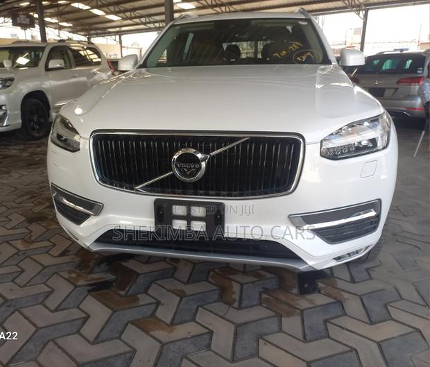 Volvo XC90 T5 R-Design 7 Passenger AWD 2020 White