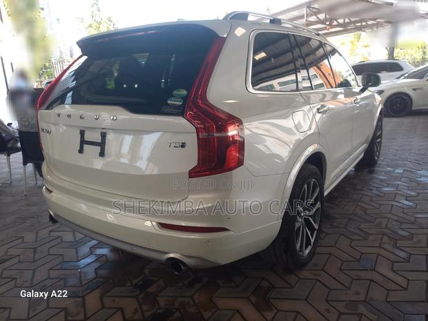 Volvo XC90 T5 R-Design 7 Passenger AWD 2020 White
