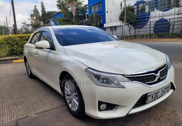 Toyota Mark X 2014 White