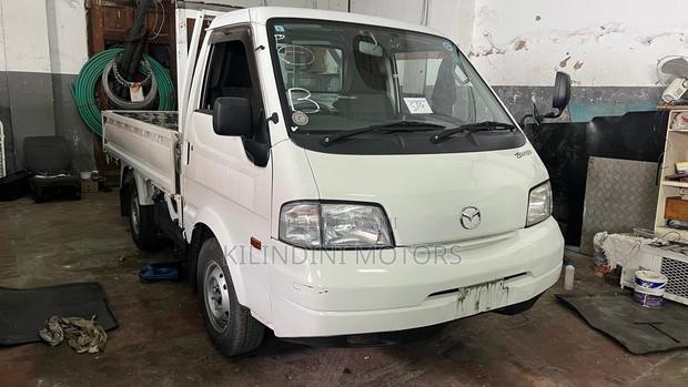 Mazda B 2019