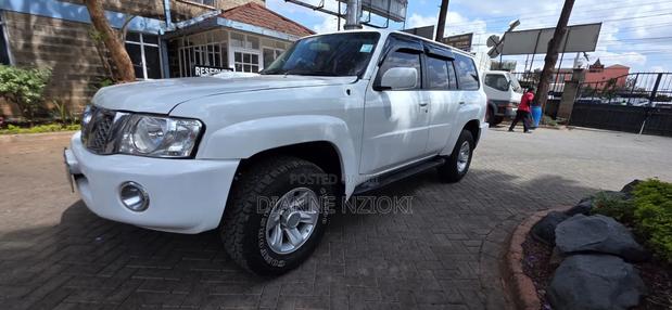 Nissan Patrol 2008 White
