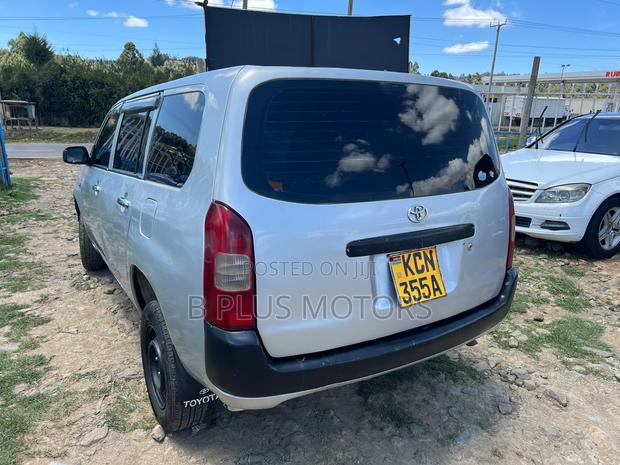Toyota Probox 2010 Silver