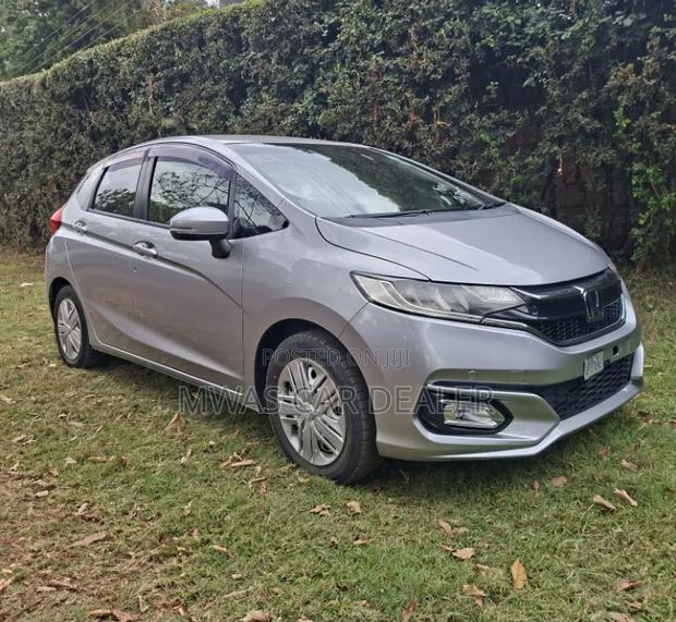 Honda Fit 2019 Silver