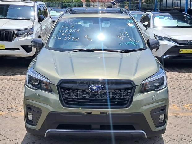 Subaru Forester Premium 2021 Gray