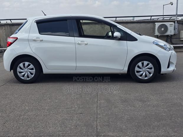 Toyota Vitz 1.0 FWD 5dr 2019 White