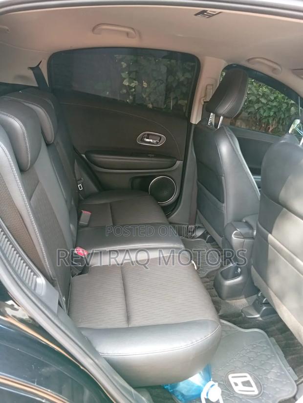Honda Vezel 1.5 Hybrid 2WD 2018 Black
